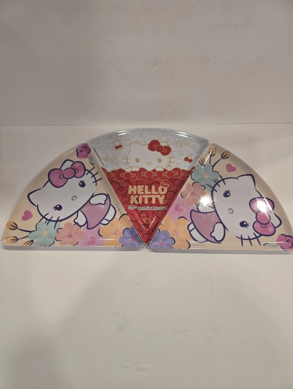Hello Kitty Pink and Red Floral Party Pizza Plastic Plate 3 Piece Set New